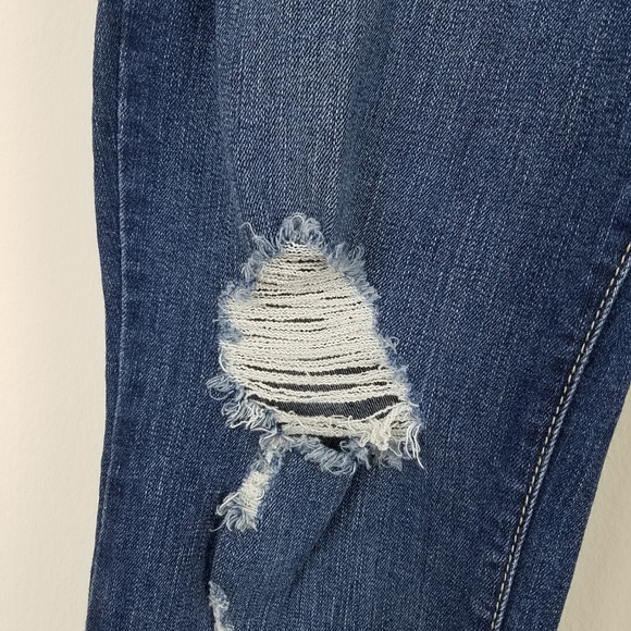 Forever 21 medium wash distress stretch jean sz 30 - Picture 5 of 10